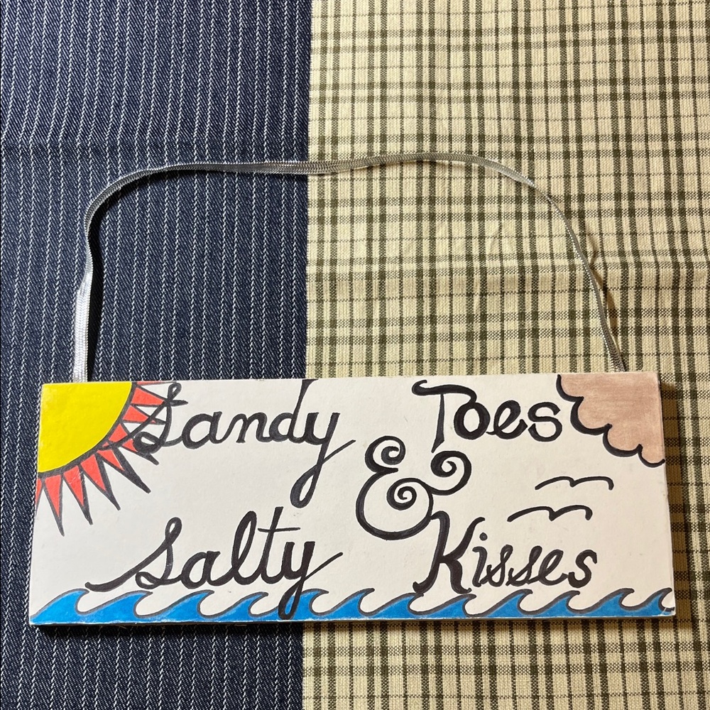 Sandy Toes & Salty Kisses Wall Sign